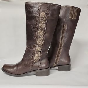 BN (8) Matisse 797 leather riding boots w/zip & embroidery (discontinued)